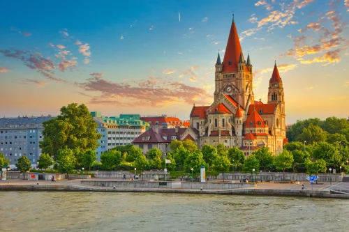 Highlights & Hidden Gems of Vienna